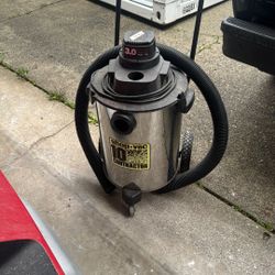 Shop Vacuum 10 Gallon
