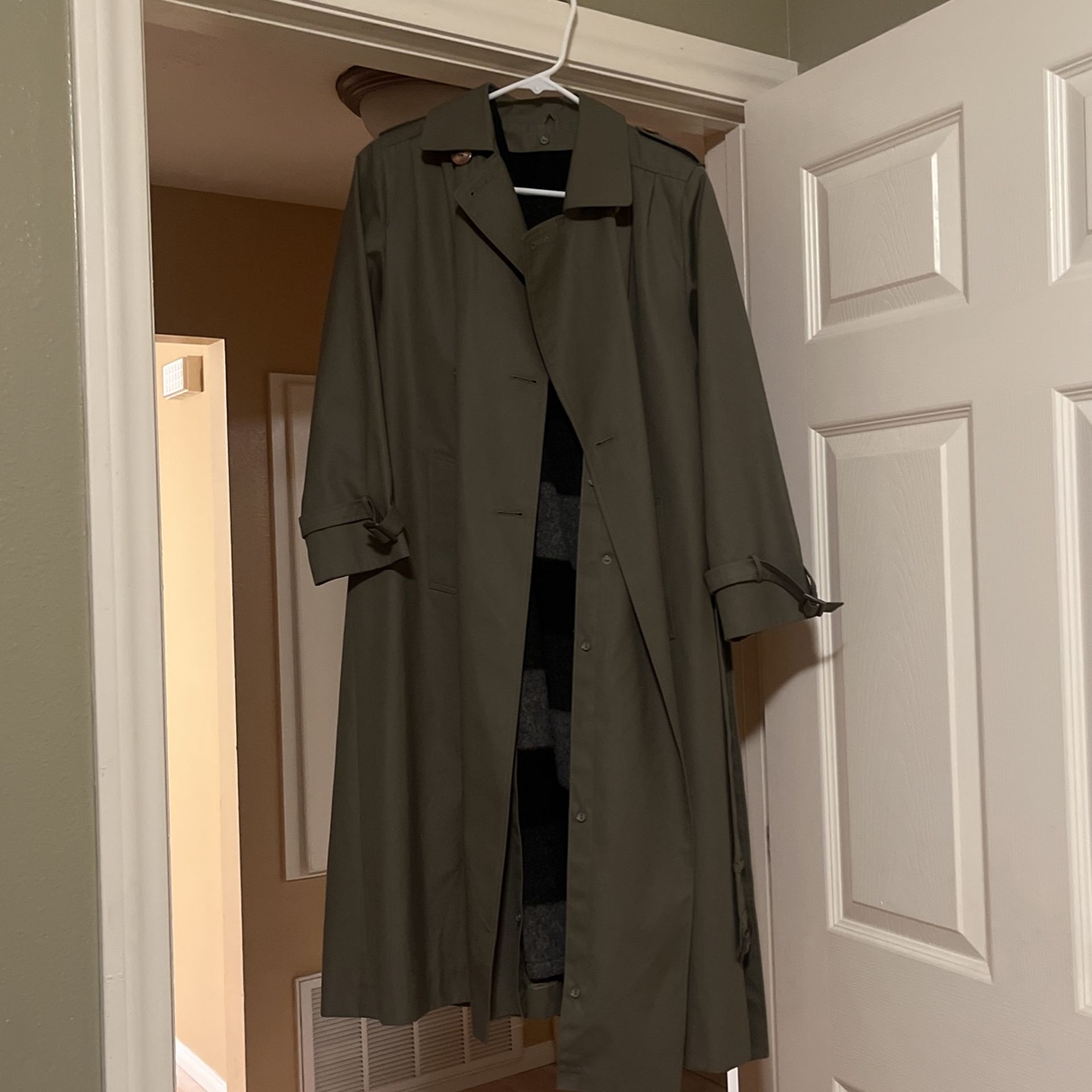 Woman Coat. Small To Medium Size.