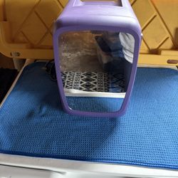 SMALL REFRIGERATOR THE DOOR LIGHTS UP WITH COOL COLORS $20