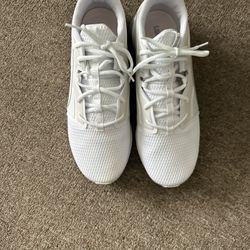 Women’s Puma Tennis Shoes