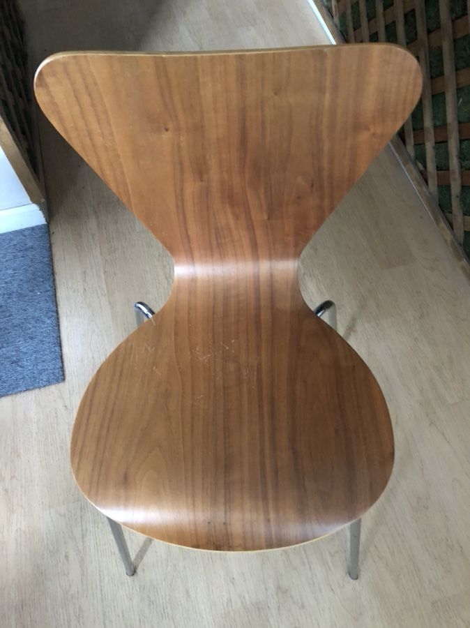 Jake dining chair, walnut finish