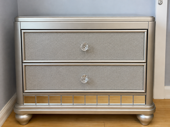 Beautiful Silver Glam Bedroom Set – $500 OBO