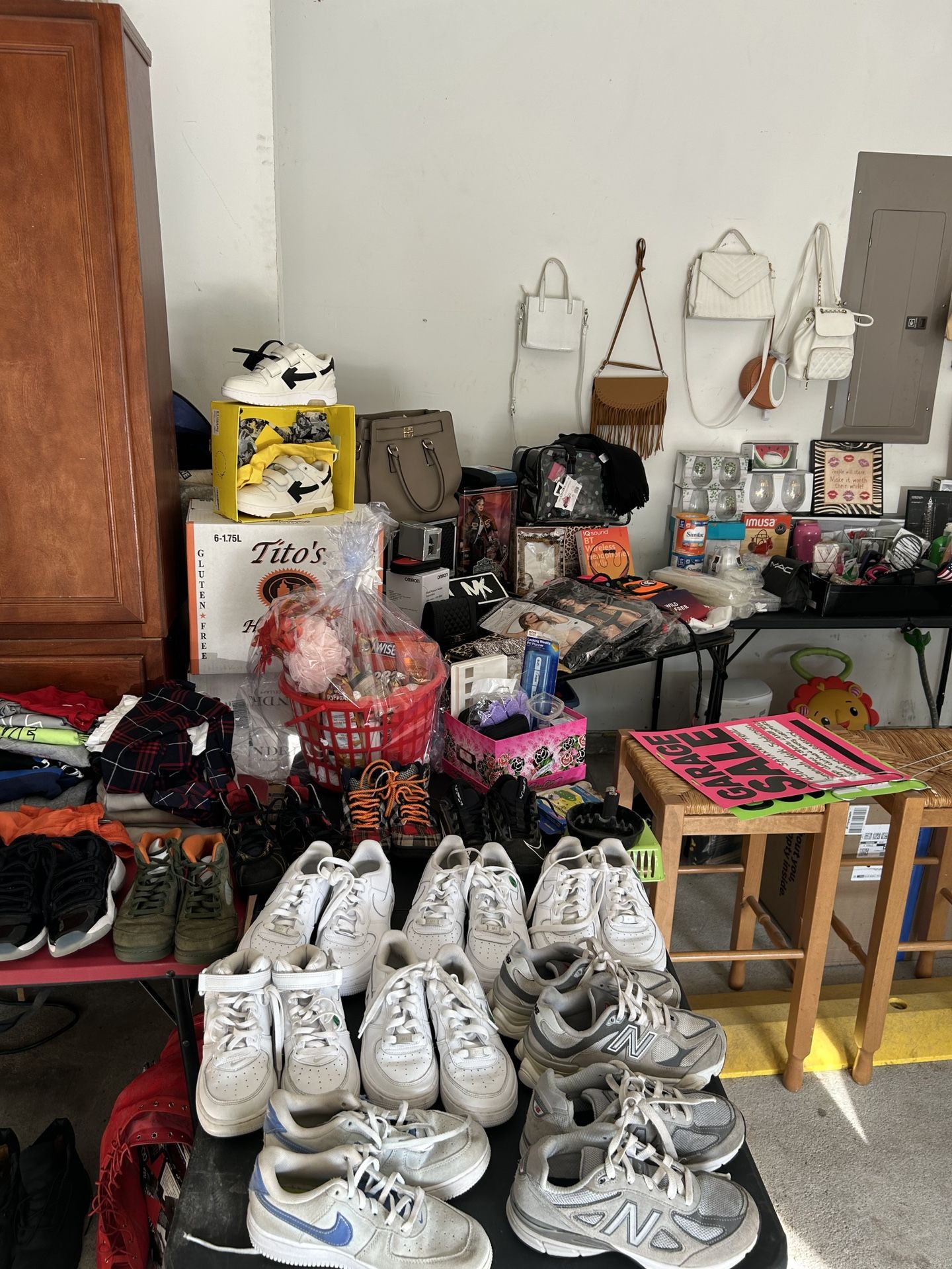 Kids/women Shoes