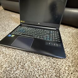 Acer Gaming Laptop (Predator Triton 300)