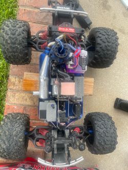 Traxxas T-Maxx 3.3 Nitro Truck