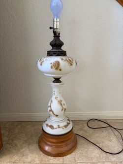 Vintage Milk Glass Table Lamp