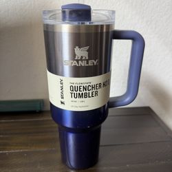 *Rare* Stanley Tumbler 40 oz Twilight Gradient Blue Ombre New