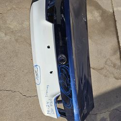 BMW 3 series 330i trunk Oem