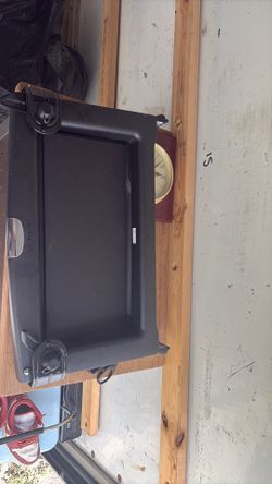 Mercedes trunk storage unit from a 2017 E 43