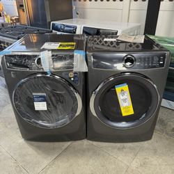 Electrolux Washer And Electric Dryer 4.5 Cubic Feet Brand New One Receipt For 90 Days Warranty 