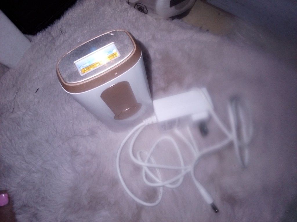 Permanent Laser Hair Removal With Ice Cooling System