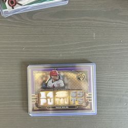 Yadier Molina Triple Thread