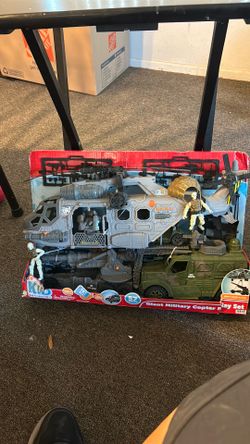 KID CONNECTION GIANT MILITARY COPTER PLAY SET