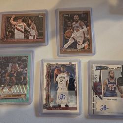 Lot Of 5 Basketball Cards
