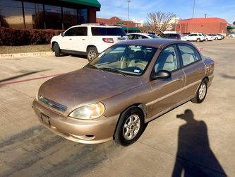 Kia Rio runs and drives great