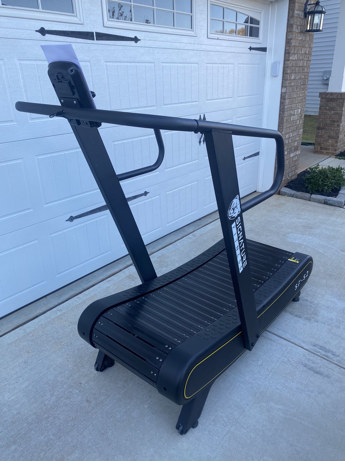 Signature Fitness Self Runner SF-S2 Brand New and Assembled