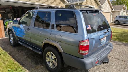 1999 Nissan Pathfinder SE