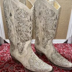 Women’s Size 8.5 Western Boot