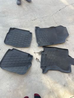 2025 Subaru Floor Mats Set