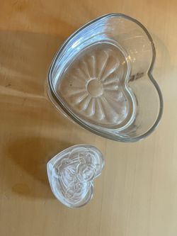 Jewelry Holders- Glass Shaped Hearts