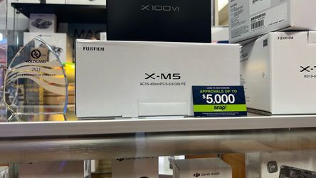 Fujifilm X-M5 with 15-45mm lens