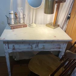 Vintage White Desk Vanity Shabby chic