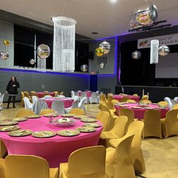 Hot Pink /Fuchsia Stretch Table Cloth 