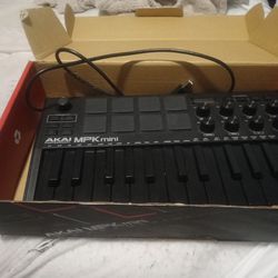 Akai Mini Music Keyboard 