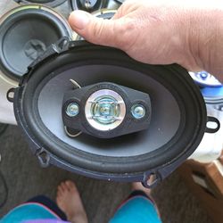 SCOSCHE (5X7/6X8")200 WATTS SPEAKER(1)