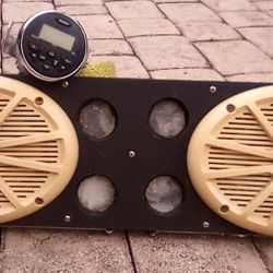 Jensen Boat Stereo System With Speakers 