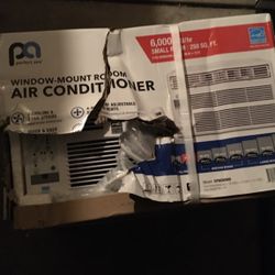 Perfect Aire  Window-mounted Ac 6000 Btu 