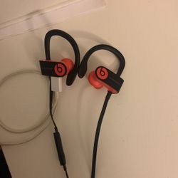 Powerbeats 3