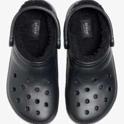Crocs, unisex, adult classic lined crocs  These Crocs clogs are designed with soft, fuzzy lining to keep your feet warm. The roomy fit and secure heel