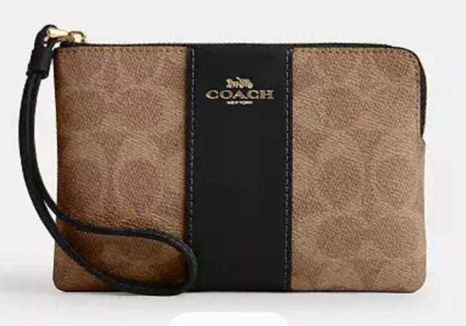 NEW in Package COACH Wristlet