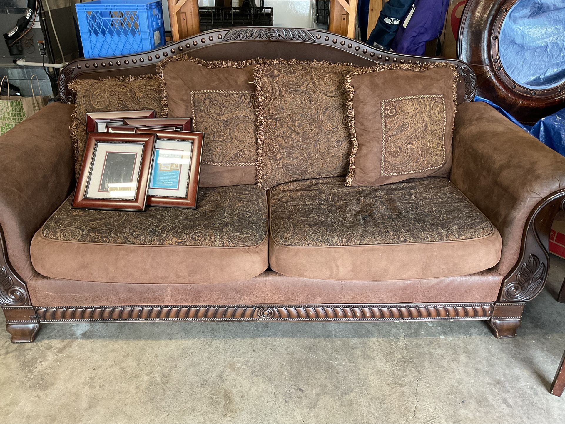 Free Couch