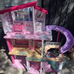 Barbie Dream house 