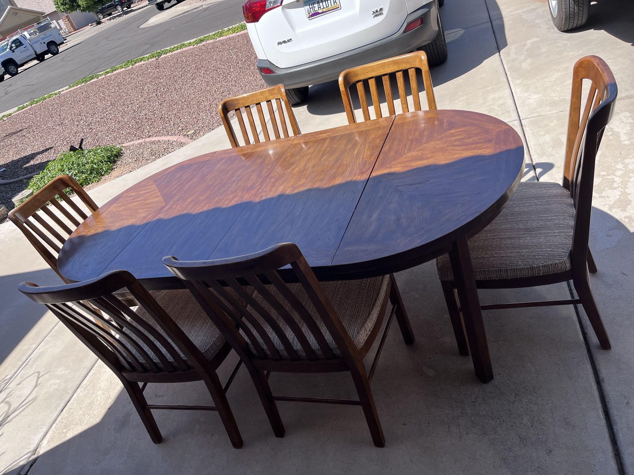 Vintage Drexel Woodbriar II Expandable Dining Table/ w 6 Chairs