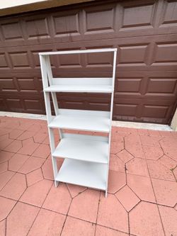Shelf for photos