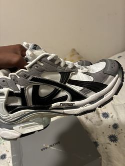 Size 8 Balenciaga runners
