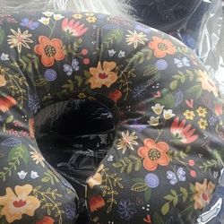 Baby Sitting Pillow 