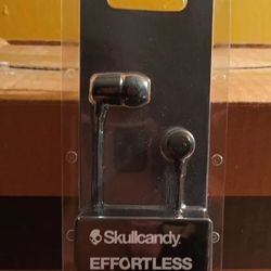 Skullcandy Brand New Earbuds W/Microphone Sealed Package 