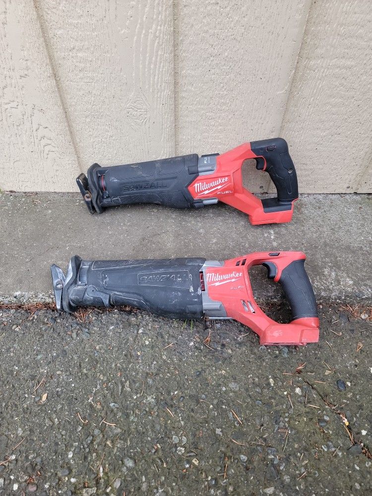 MILWAUKEE 18V FUEL SAWZALL GOOD CONDITION CAT# 2720-20 AND 2821-20