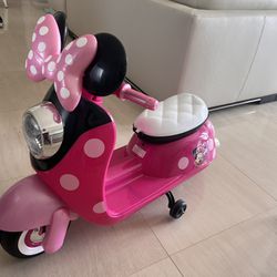 Minnie Mouse Motorcycle 