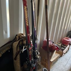 2 Pair Men’s Skis And Boots