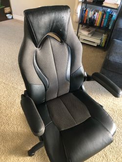 Desk/Gaming chair