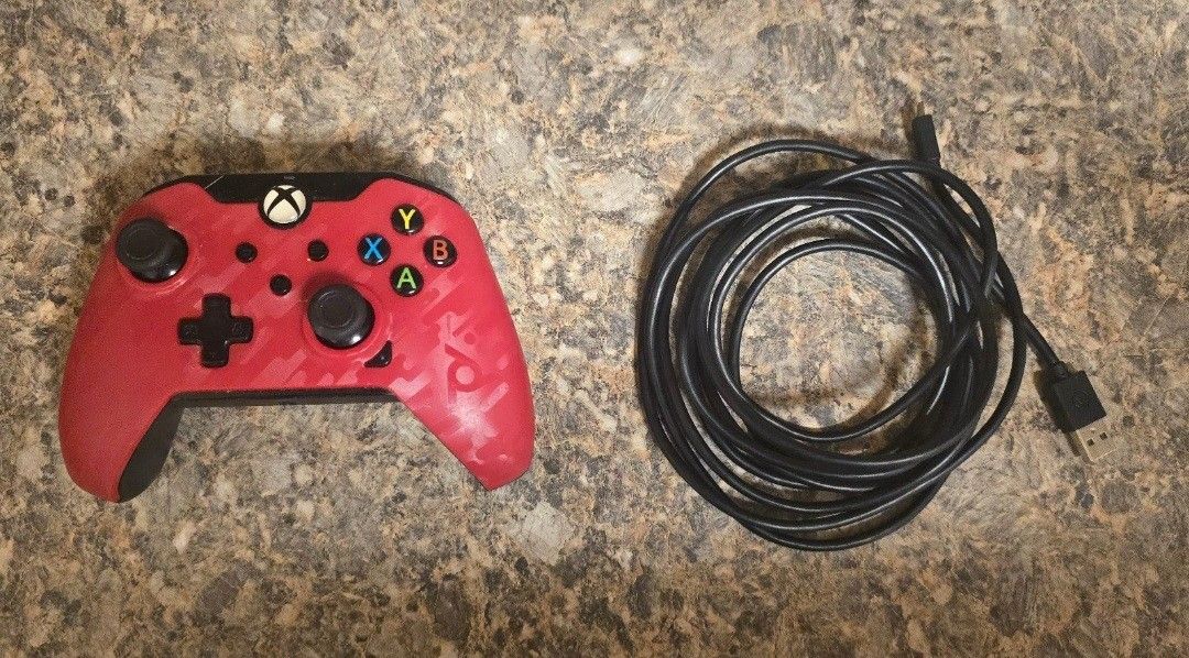 PDP Gaming Wired Xbox Controller Red