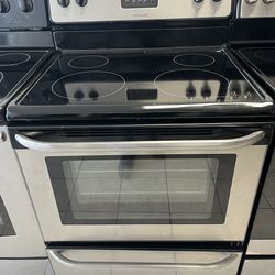 Stove Frigidaire 30”