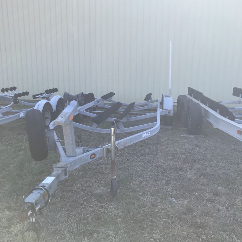 2008 MFI Boat Trailer - w New Tires