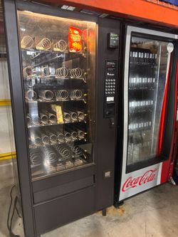 Vending machine snack machine