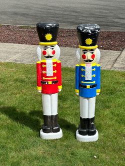 Blow mold Toy Soldiers